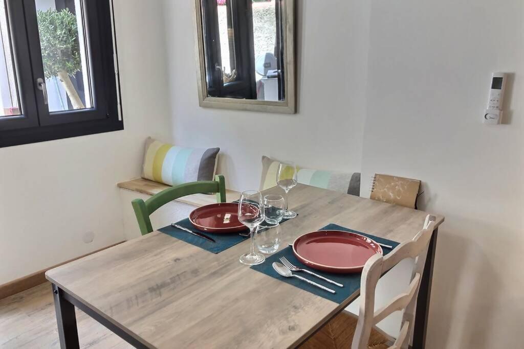 Studio Tout Confort, Terrasse, Calme Moustiers #7 Moustiers-Sainte-Marie Exterior photo